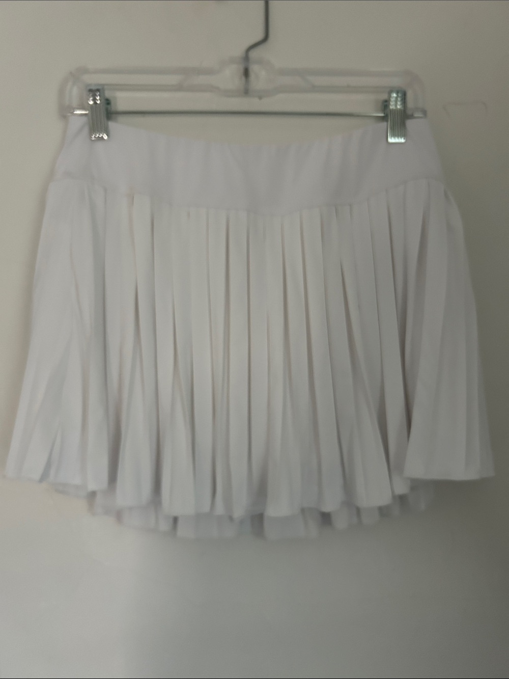 Pleated White Mini Skirt with Flared Hem